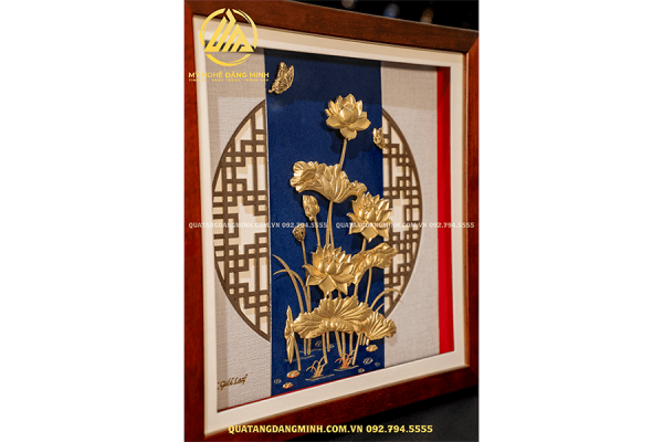 Tranh hoa Sen dát vàng 24K 30x30cm