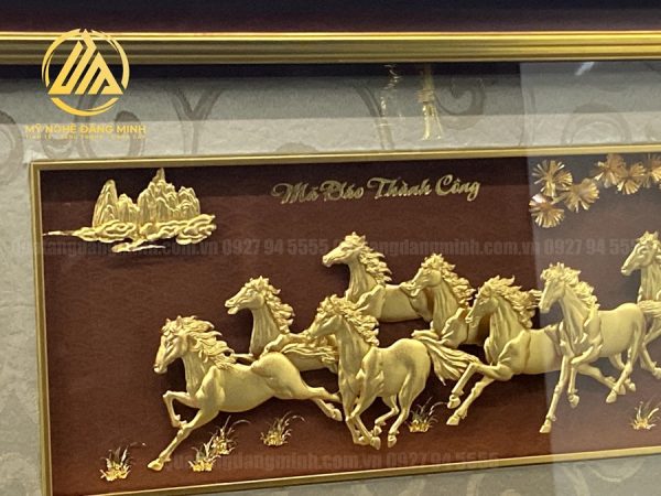 Tranh Bát Mã Truy Phong Dát Vàng 24k - Mã Đáo Thành Công