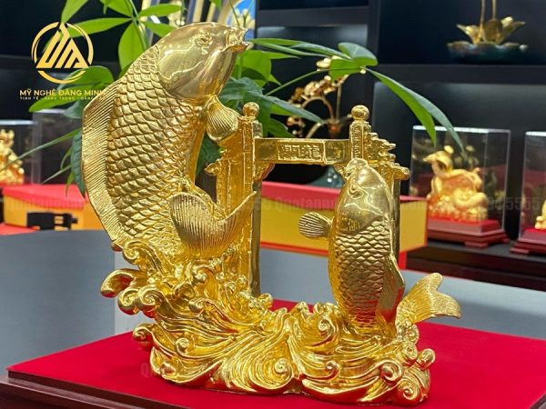 Tượng Cá Chép Vượt Vũ Môn Hóa Rồng Dát Vàng 24K